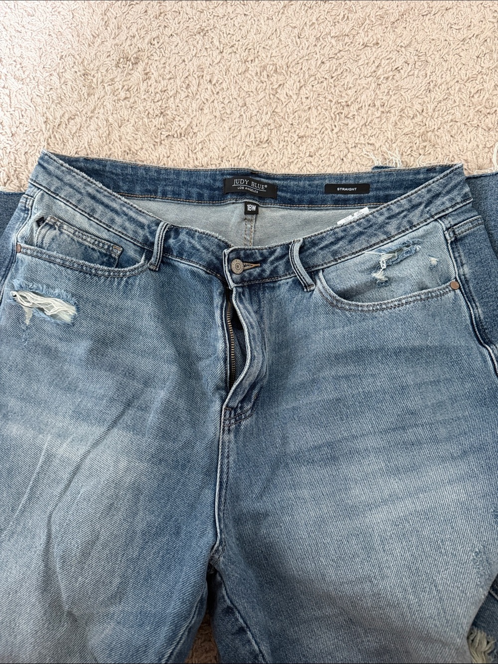 Judy Blue Men's Washed Blue Straight Jeans with Light Distress